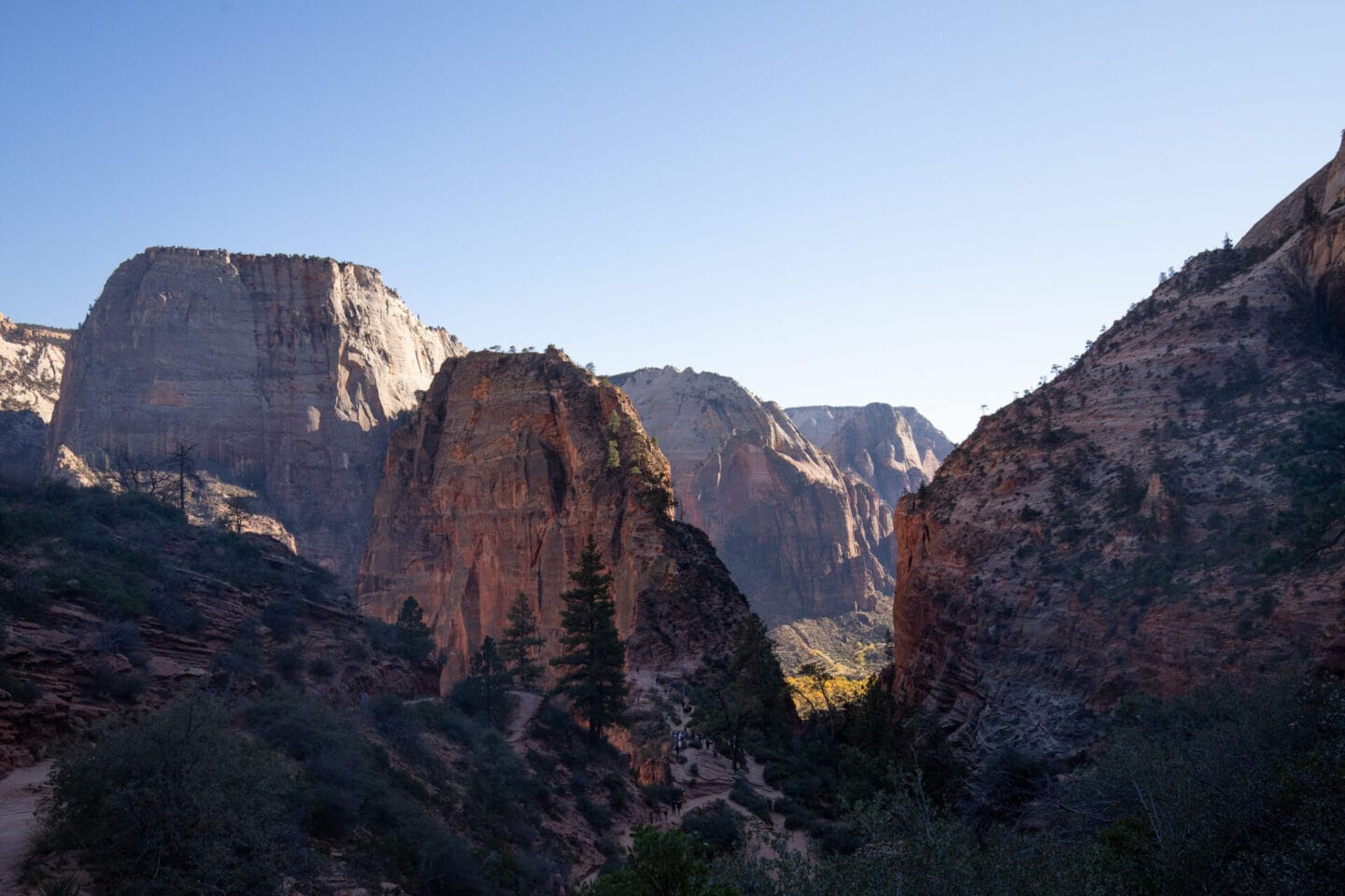 Zion to Bryce Canyon - Angels Landing
